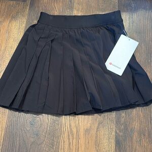 lululemon black skirt never worn